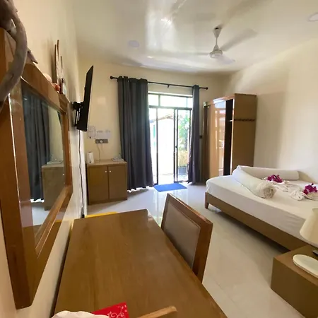 Maavaharu Guest House Himmafushi